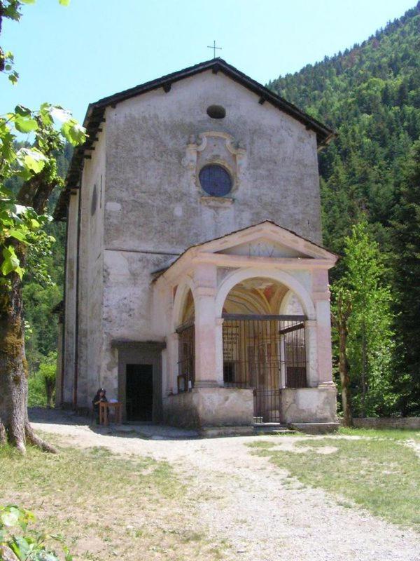 Hôtel Fleur des Alpes La Brigue Exterior foto